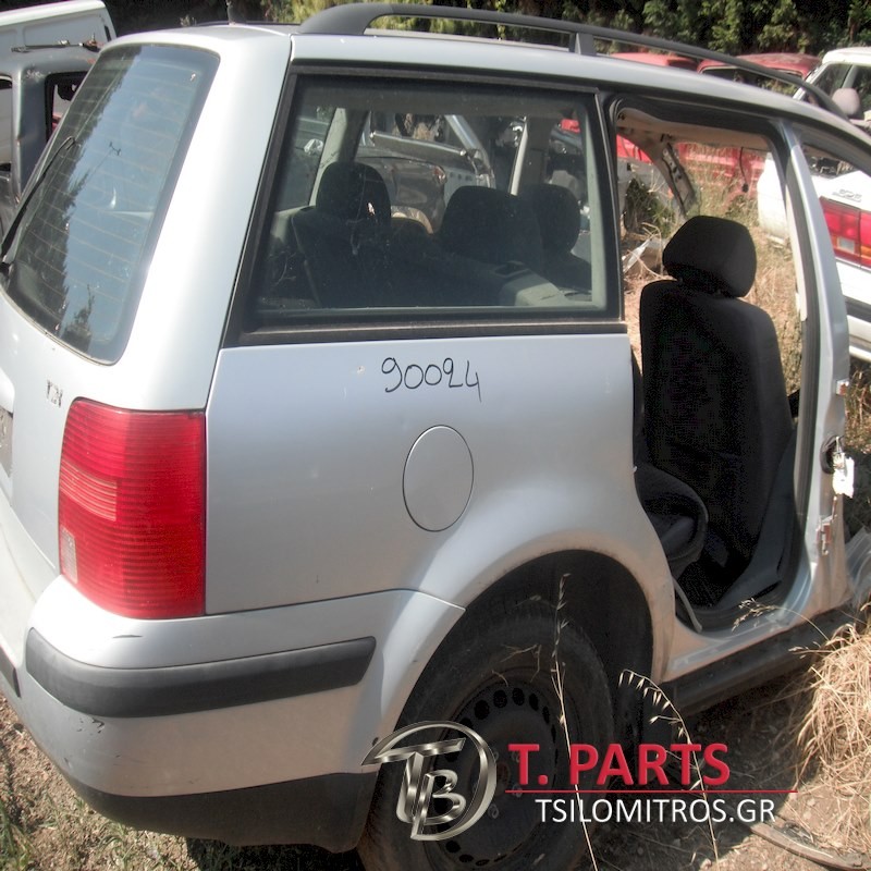 Κολώνες VW-Passat-(1997-2005) 332 Μεσαίος(α)(ο) Δεξιά Ασημί
