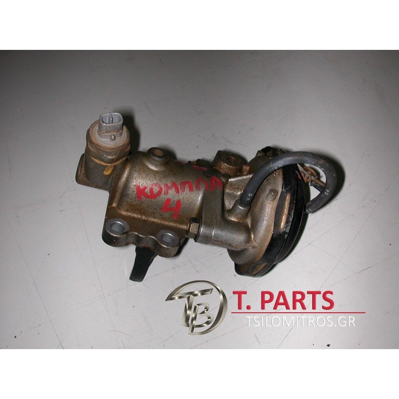 Κομπλαδόροι Toyota-Hilux-(2001-2005) KDN Diesel Μπροστά 