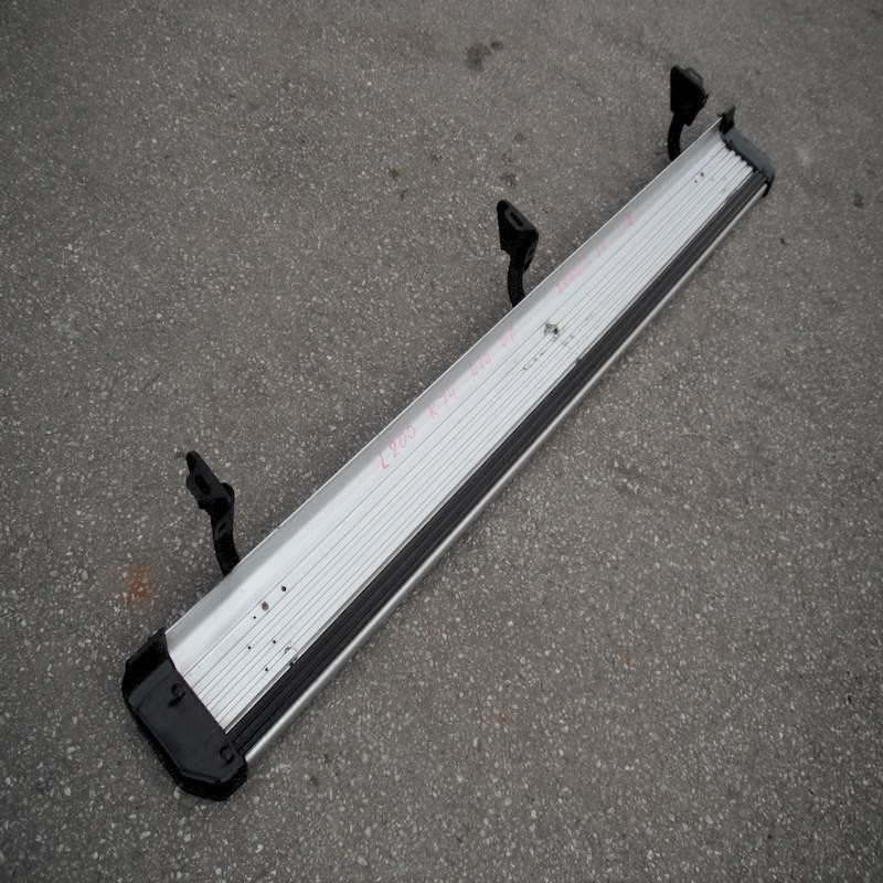 Σκαλοπάτια-Βαθμίδες Mitsubishi-L200-(1999-2001) K60T K70T Αριστερά η Δεξιά 